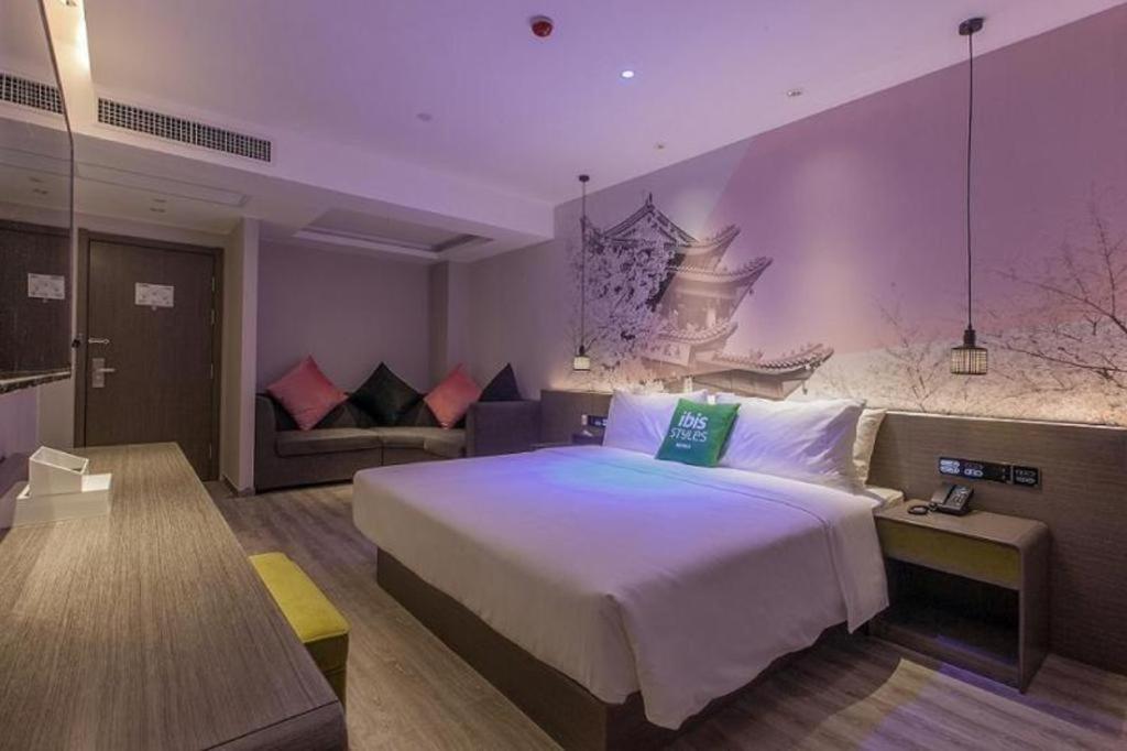 Ibis Styles Wuhan Optics Valley Square Hotel Eksteriør billede