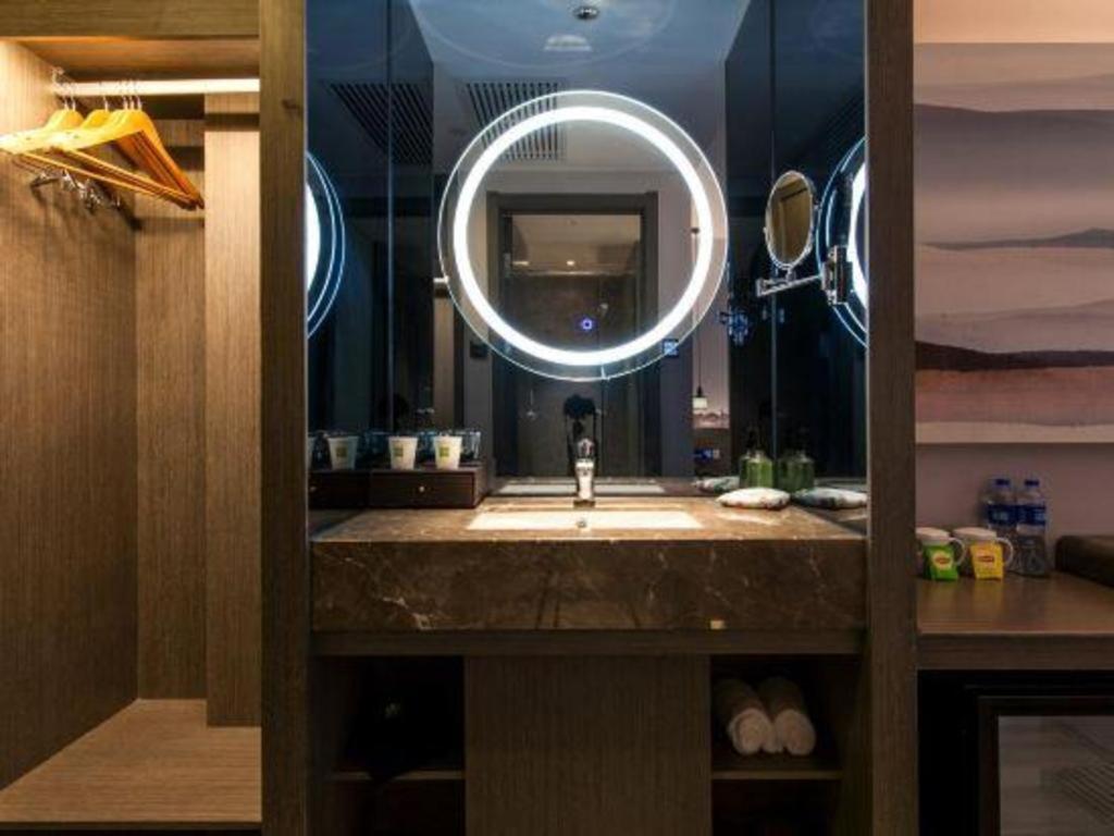 Ibis Styles Wuhan Optics Valley Square Hotel Eksteriør billede