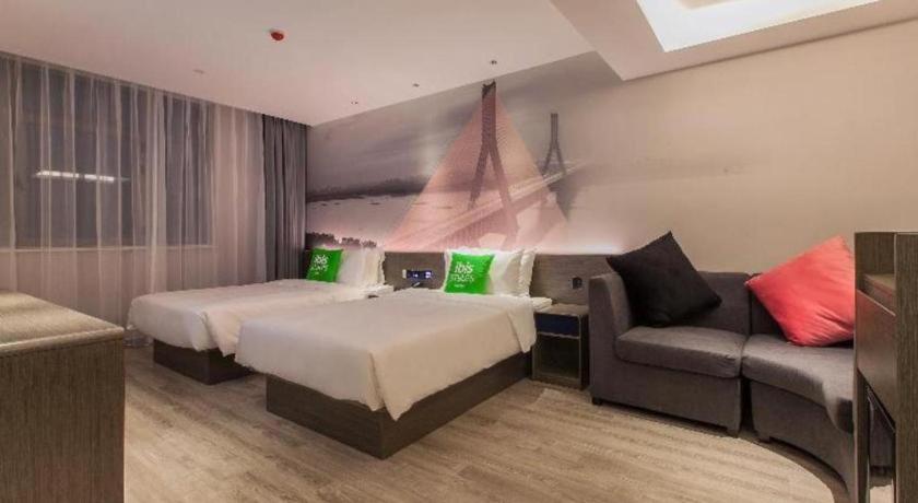 Ibis Styles Wuhan Optics Valley Square Hotel Eksteriør billede
