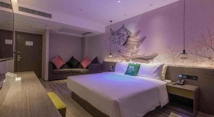 Ibis Styles Wuhan Optics Valley Square Hotel Eksteriør billede